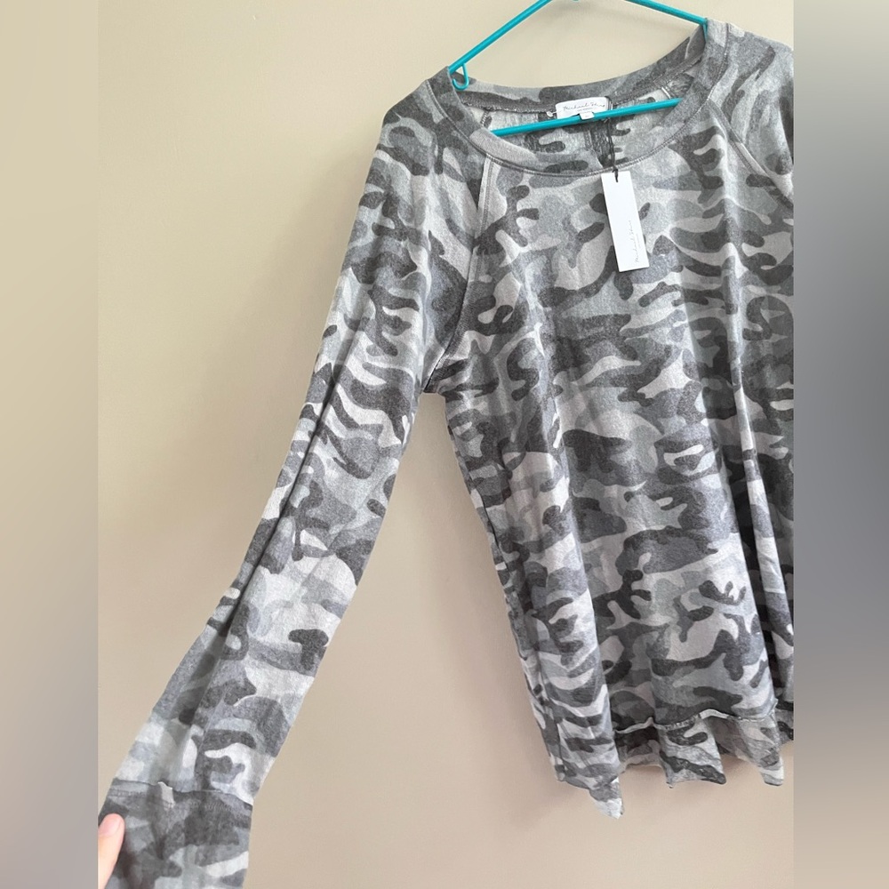 Michael Stars Long Sleeve Top - Lightweight Sweater Grey Camp XL - NWT - Picture 4 of 8